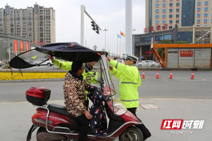 常德鼎城：强力整治电动车、摩托车交通违法行为