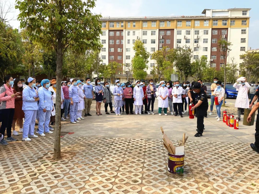 普洱市人民医院妇女儿童院区开展消防应急疏散演练
