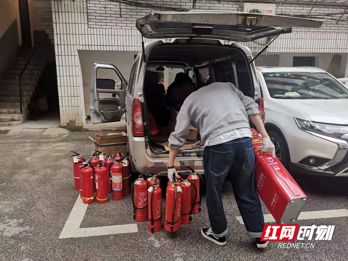 湘乡市优居中心集中统一更换消防设施