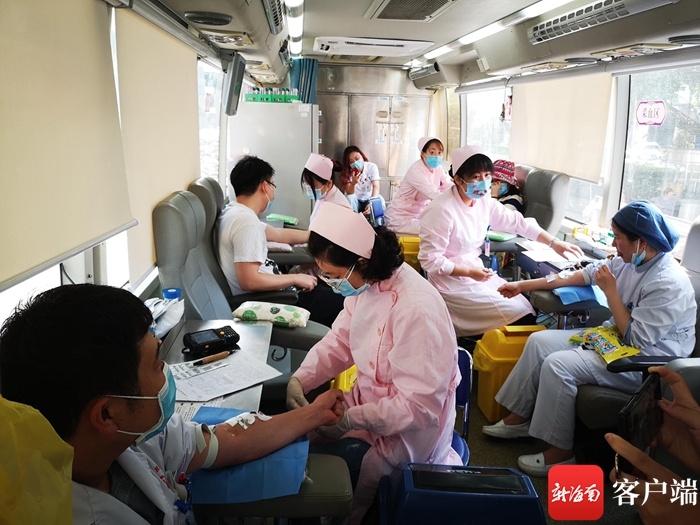 海口市人民医院90名医务人员献血23400毫升 为患者带去希望