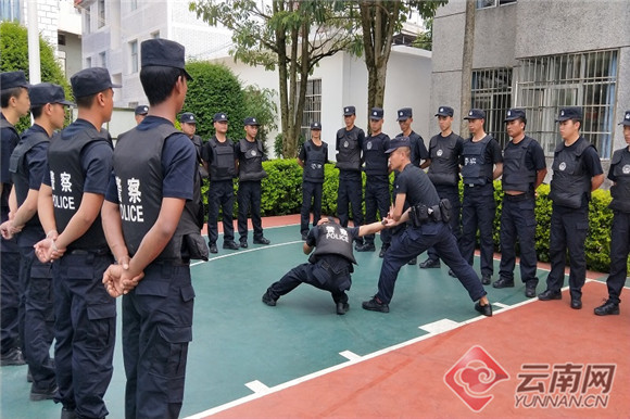 云南红河绿春边境管理大队：“内外兼修”让队伍规范化建设更精细