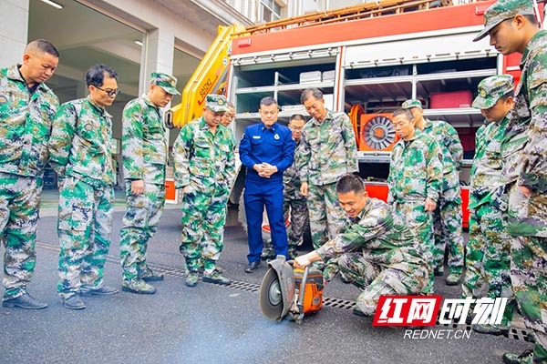 衡南县组织乡镇专职消防队轮训 提高突发事件处置能力