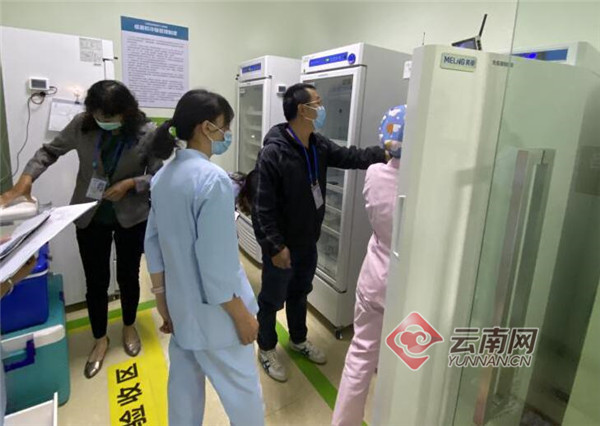 云南安宁：为安全接种新冠疫苗“保驾护航”