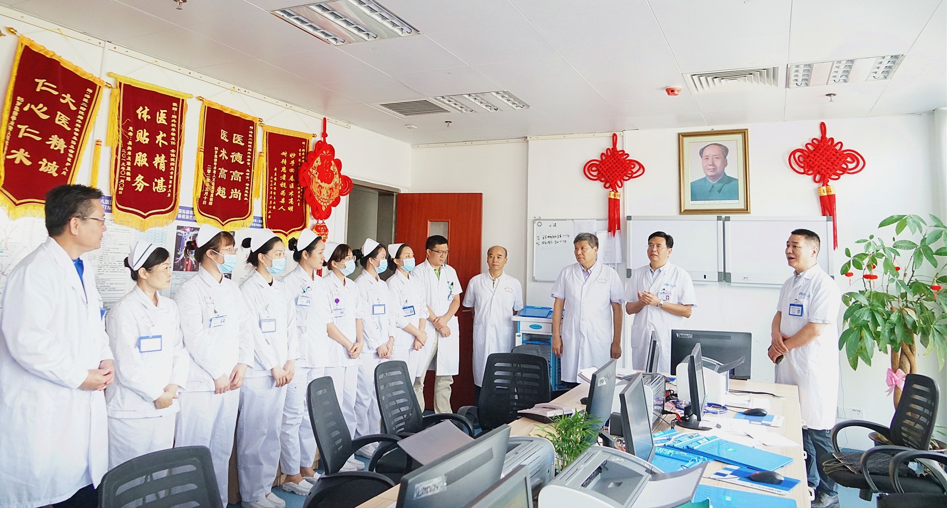 海南医学院第二附属医院肾脏移植科、肝脏移植科、肺移植科独立开科