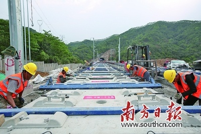 赣深高铁广东段施工建设取得新突破 76.76公里无砟轨道完工