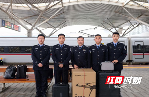 湖南警察学院在第十二届“北斗杯”全国青少年科技创新大赛中夺冠