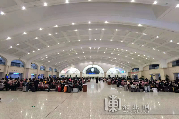 五一假期出行  黑龙江省内增开10组动车