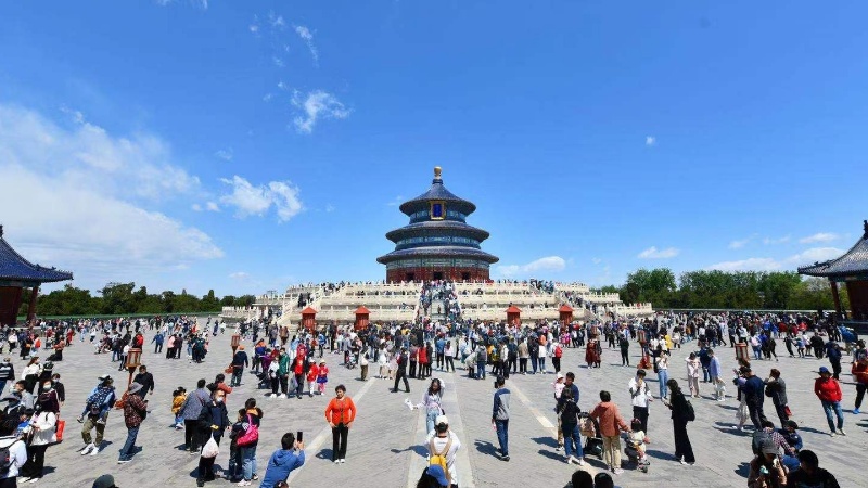 北京公园五一假期首日待客114万人次！这三家最火