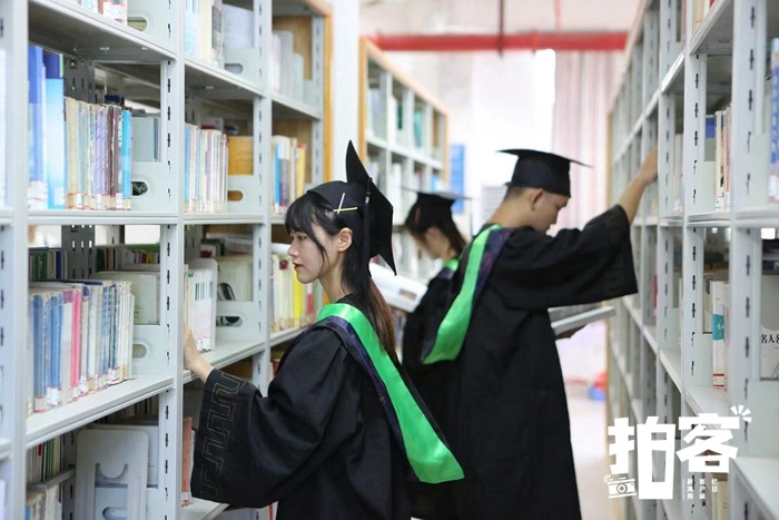 3、卢湾区大学毕业证迟到1年：对本科毕业延长一年的影响有多大？