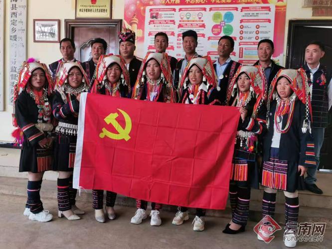 用民族语言精准宣讲  云南勐海让党史学习教育“落地生根”