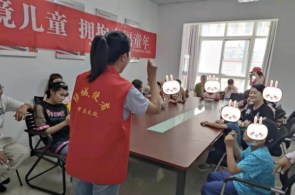 【多彩六一】郑州这群社工为困境儿童送去快乐和关怀
