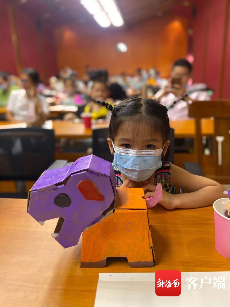 椰视频 | 海南省民族博物馆开展“六一儿童节”活动 邀请亲子家庭手绘立体动物模型