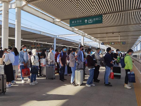 郑州铁路6月14日迎返程客流高峰  预计发送旅客55万人