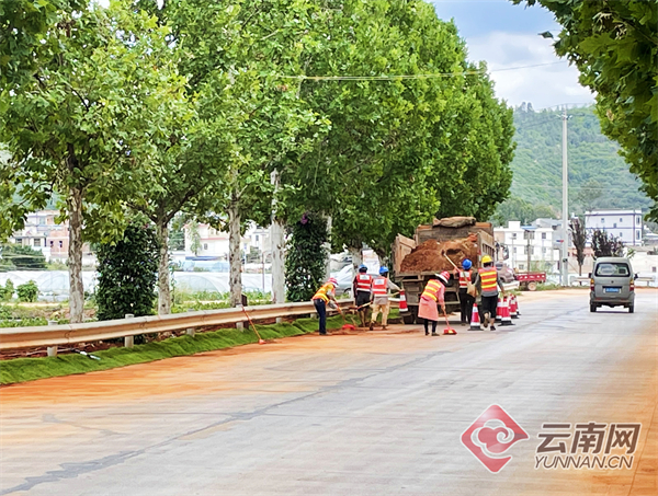 云南江川投资300万元进行环湖公路景观提升改造