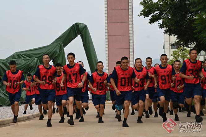 云南省森林消防总队特勤大队：备战比武，火力全开