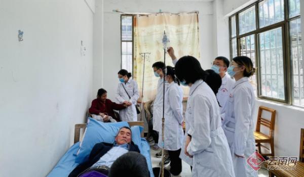 昆医护理学子开展“三下乡”志愿服务乡村行 温暖失能老年群体