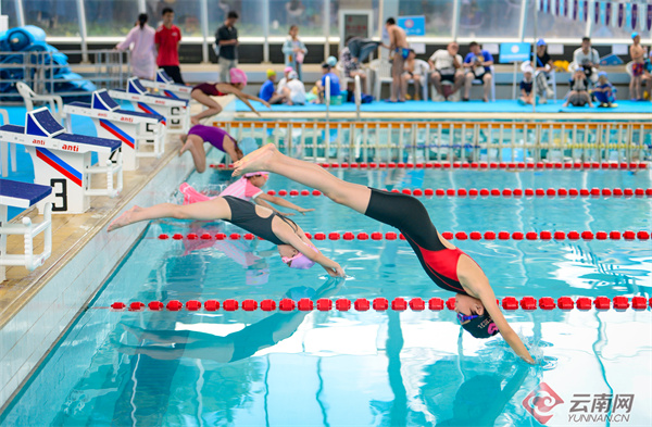 2022年昆明市盘龙区中小学生游泳比赛落幕
