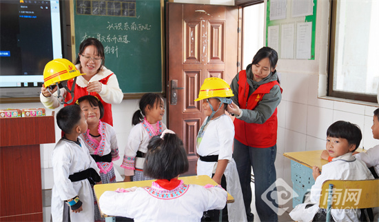 免费公益课在哪里学 00307482026_6ac6f5fe.jpg