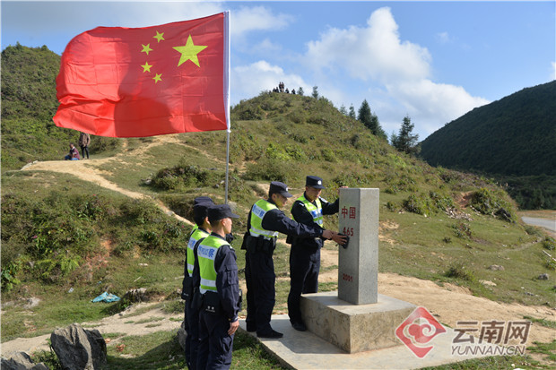 雲南邊境一線民警的巡邏路