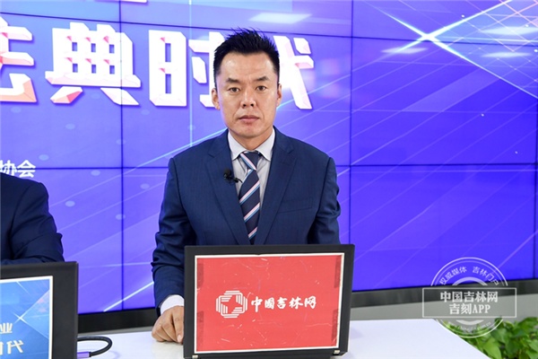 13万人围观曹险峰刘晓龙携手中国吉林网直播解读银行保险业如何步入