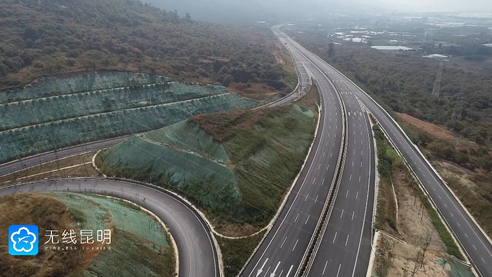 10月1日零点通车!昆明绕城高速公路东南段可以走啦