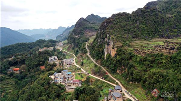 西畴县西洒镇岩头村"最后一公里" 陈飞 摄
