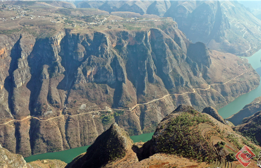 乌蒙山恋,红土情深!