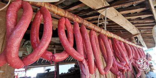 临沧市镇康县各地备年货年味渐味