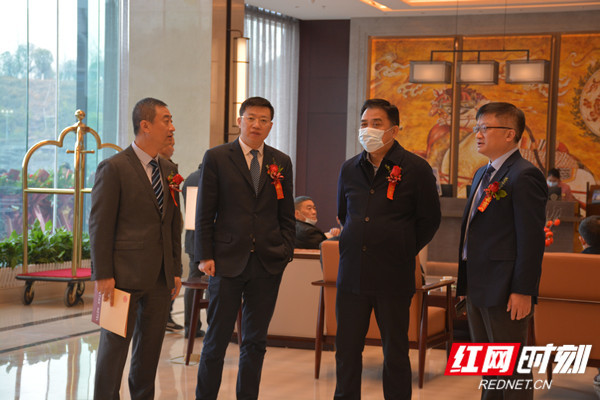 湖南兴湘集团,华天酒店集团党委书记,董事长杨国平,华天股份公司常务