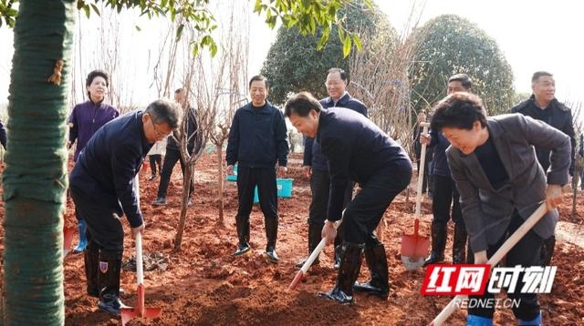 天心作为长株潭三市的几何中心,融城核心,要带头紧扣'一体化'和'高