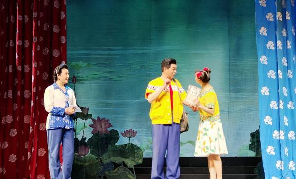 豫剧《香魂女》如何演绎周大新笔下悲情两代人?