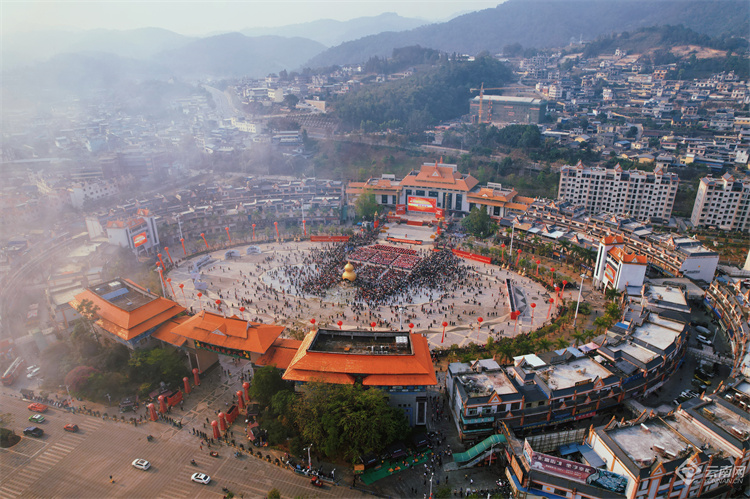 奋进新澜沧】澜沧拉祜族自治县成立70周年庆祝大会盛幕已启_云南网