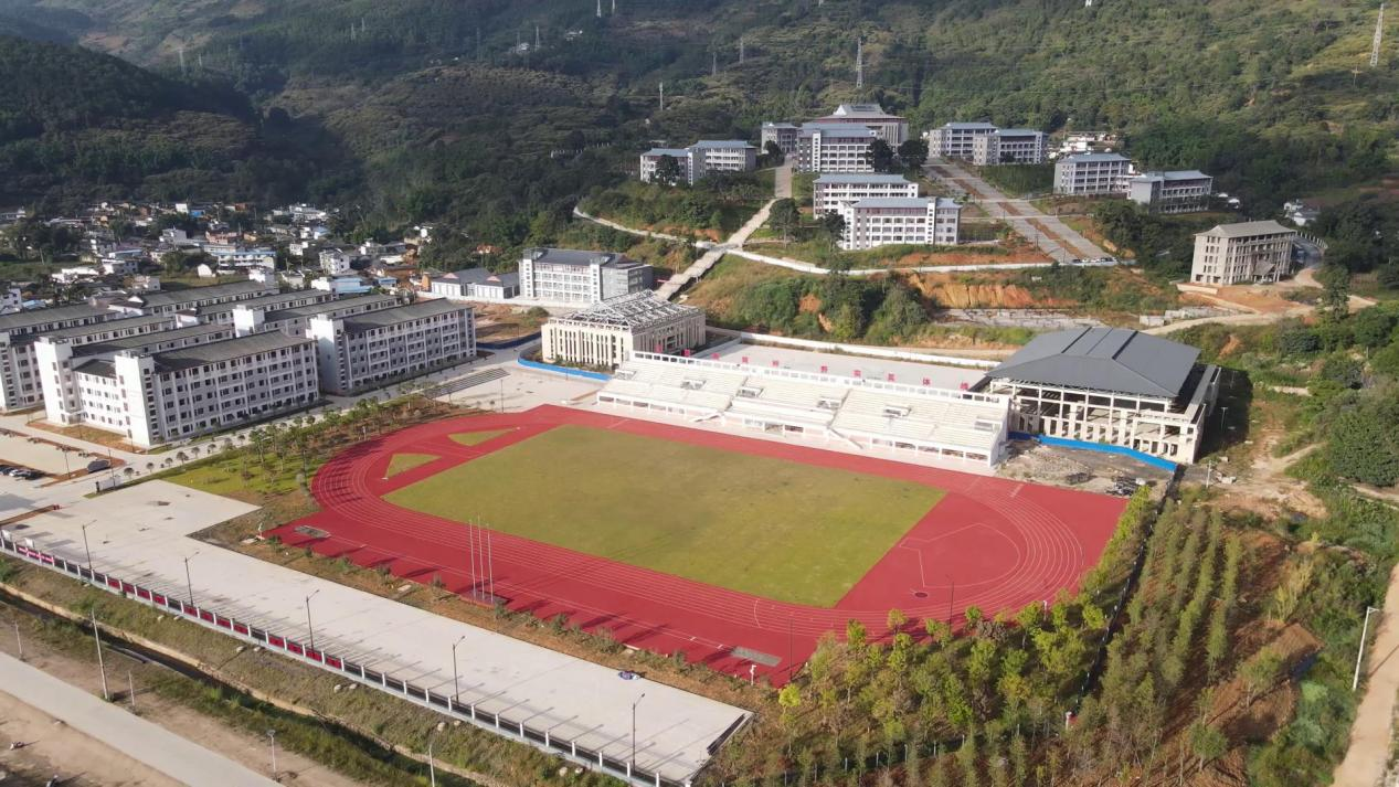 聚焦云南县域教育施甸县第一完全中学百年一中育德树风