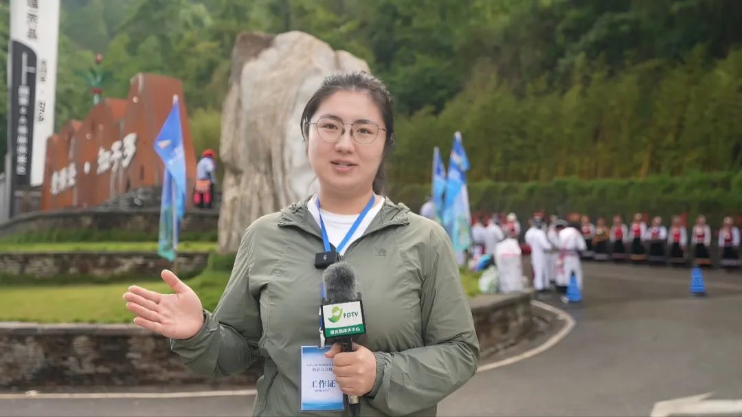 “国产”5岁赛车手小海浪老姆登上演速度与激情 _云南看点_社会频道_云南网