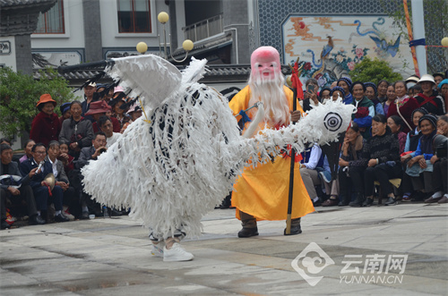 弘扬农耕文化,洱源凤羽上演传统大戏"田家乐"_云南看点_社会频道_云南