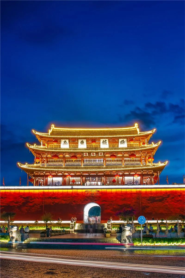 【早安云南·云游】古城长街悠悠走，建水临安闲闲居
