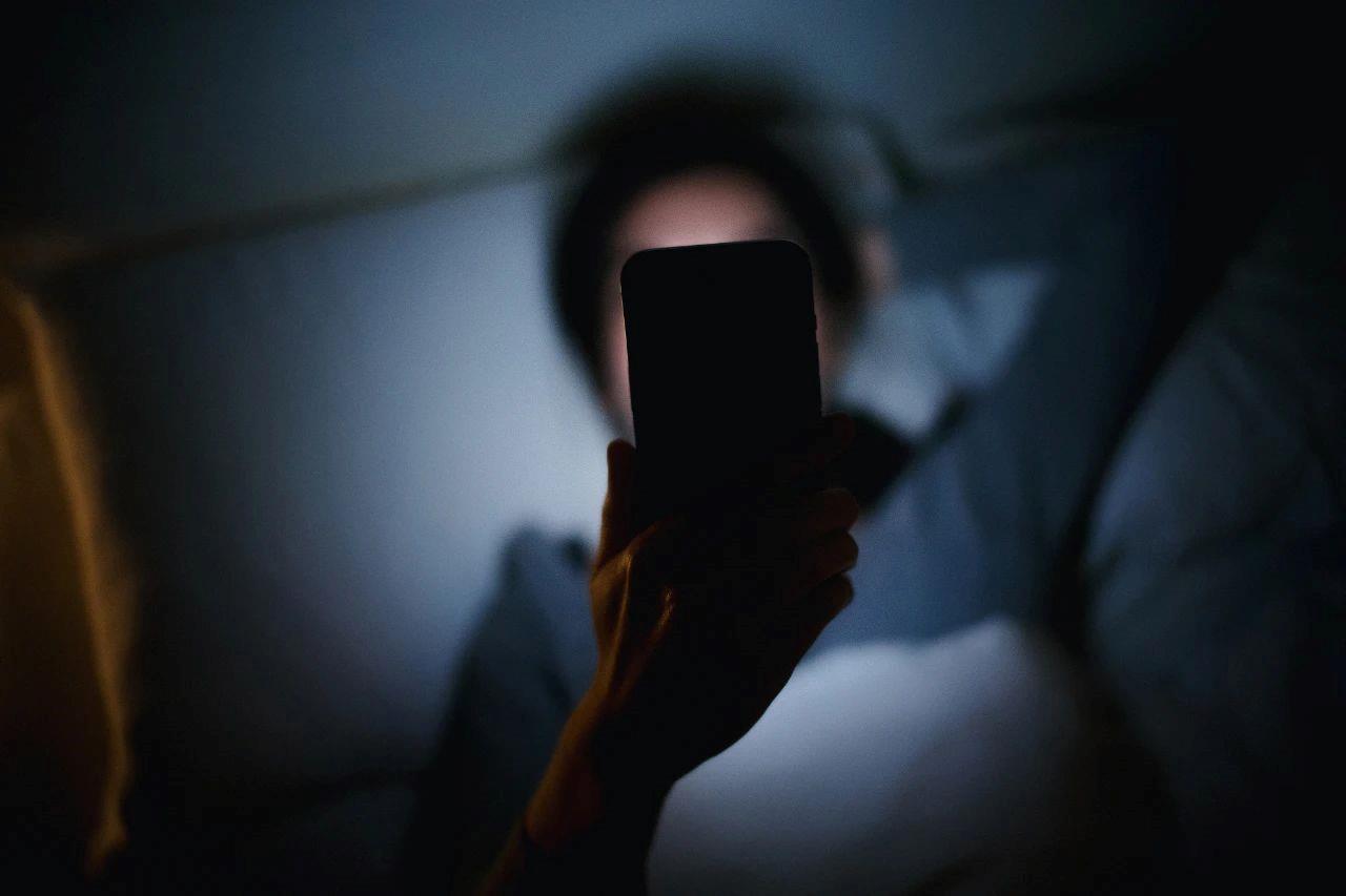 一个缺觉的人，全身炎症水平都在升高！缓解方法→