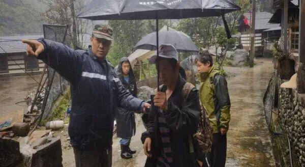 暴雨将至，假如你是一名云南防汛信息报送员