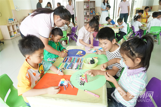 变“带娃难”为“托管暖” 云南省各级工会开办暑期“会暖春芽”系列爱心托管班