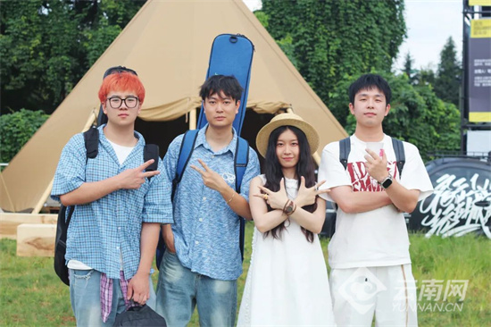 咖啡与音符共舞！昆明滇池湖畔打造年轻人社交新场景