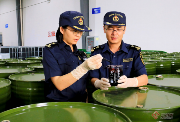 辣椒红串起外贸“红火链”