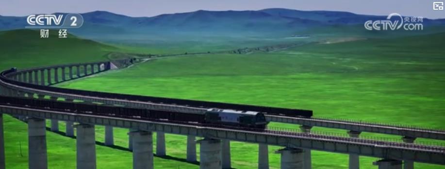 铁路货运量创新高！畅通双循环 助力国民经济稳健前行