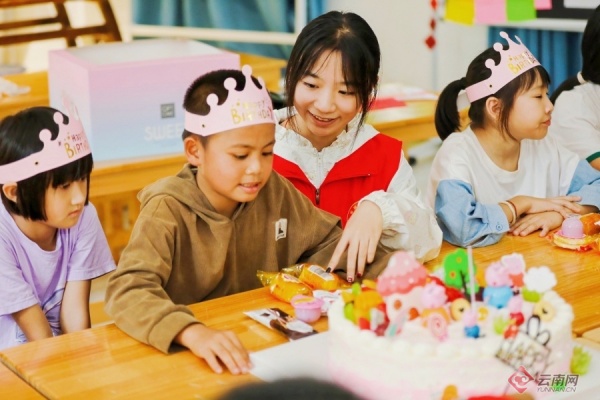 用爱传递希望！“希望港湾”构筑起云南山区儿童的心灵家园